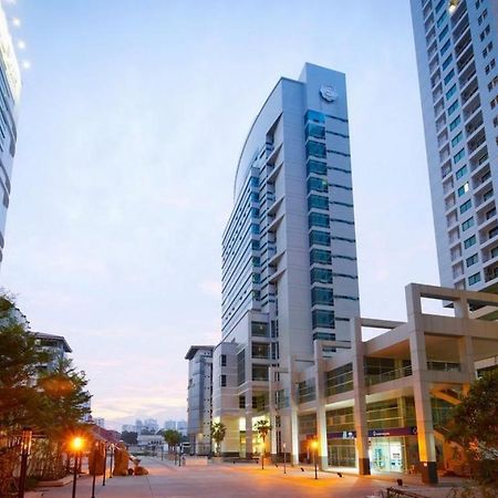 Swutel Hotel Bangkok Bagian luar foto
