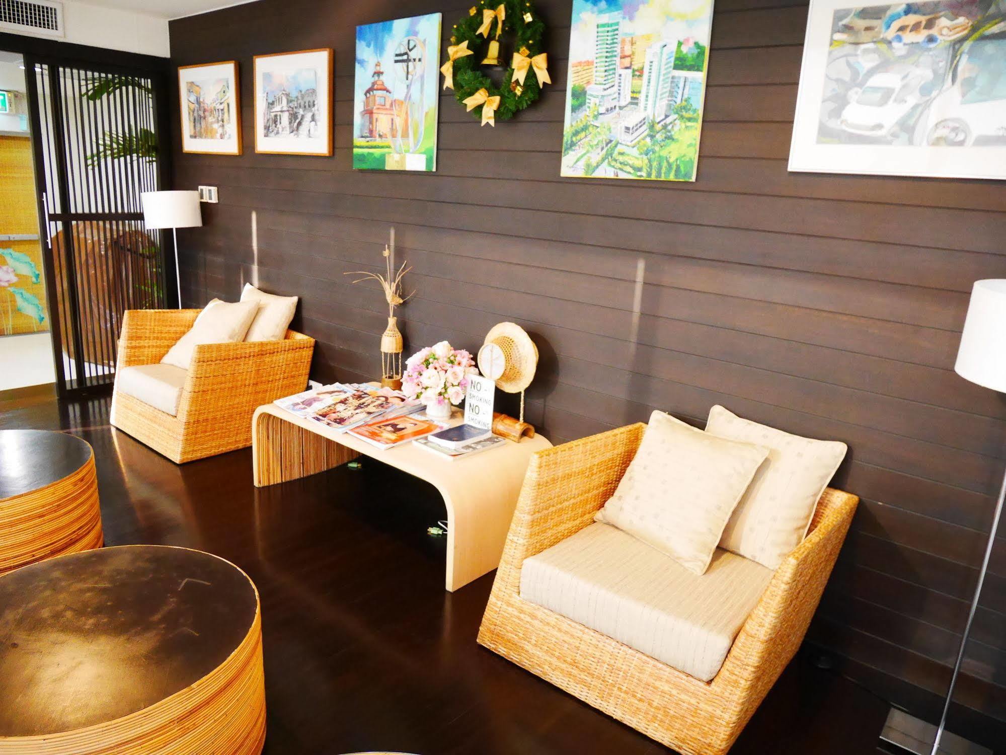 Swutel Hotel Bangkok Bagian luar foto